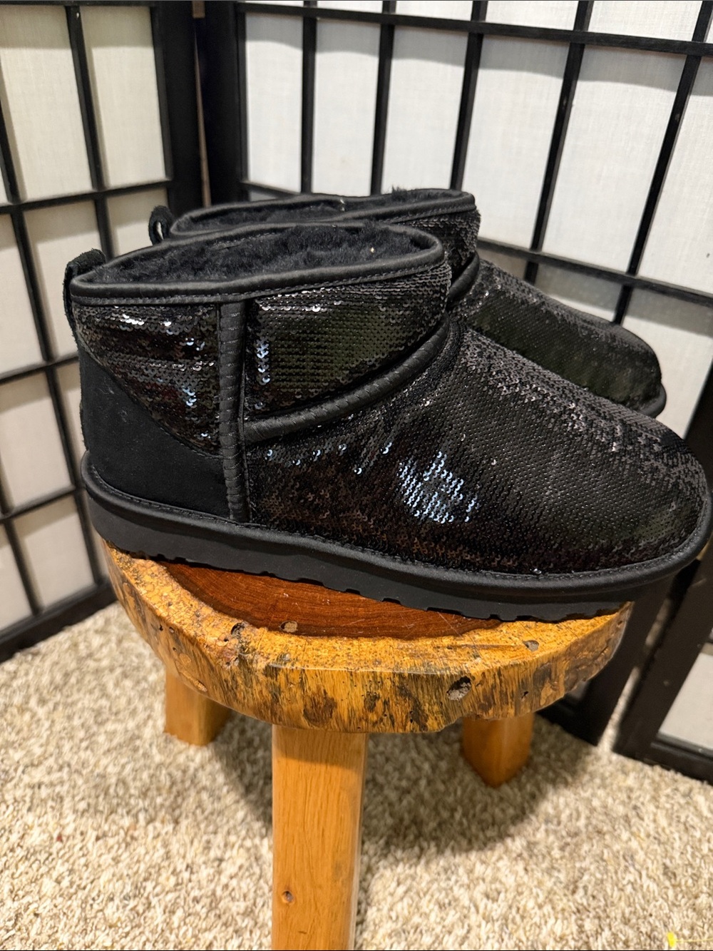 UGG NEW Ultra Mini Mirror Ball Bootie Black NEW Wool Lining 9 Cozy